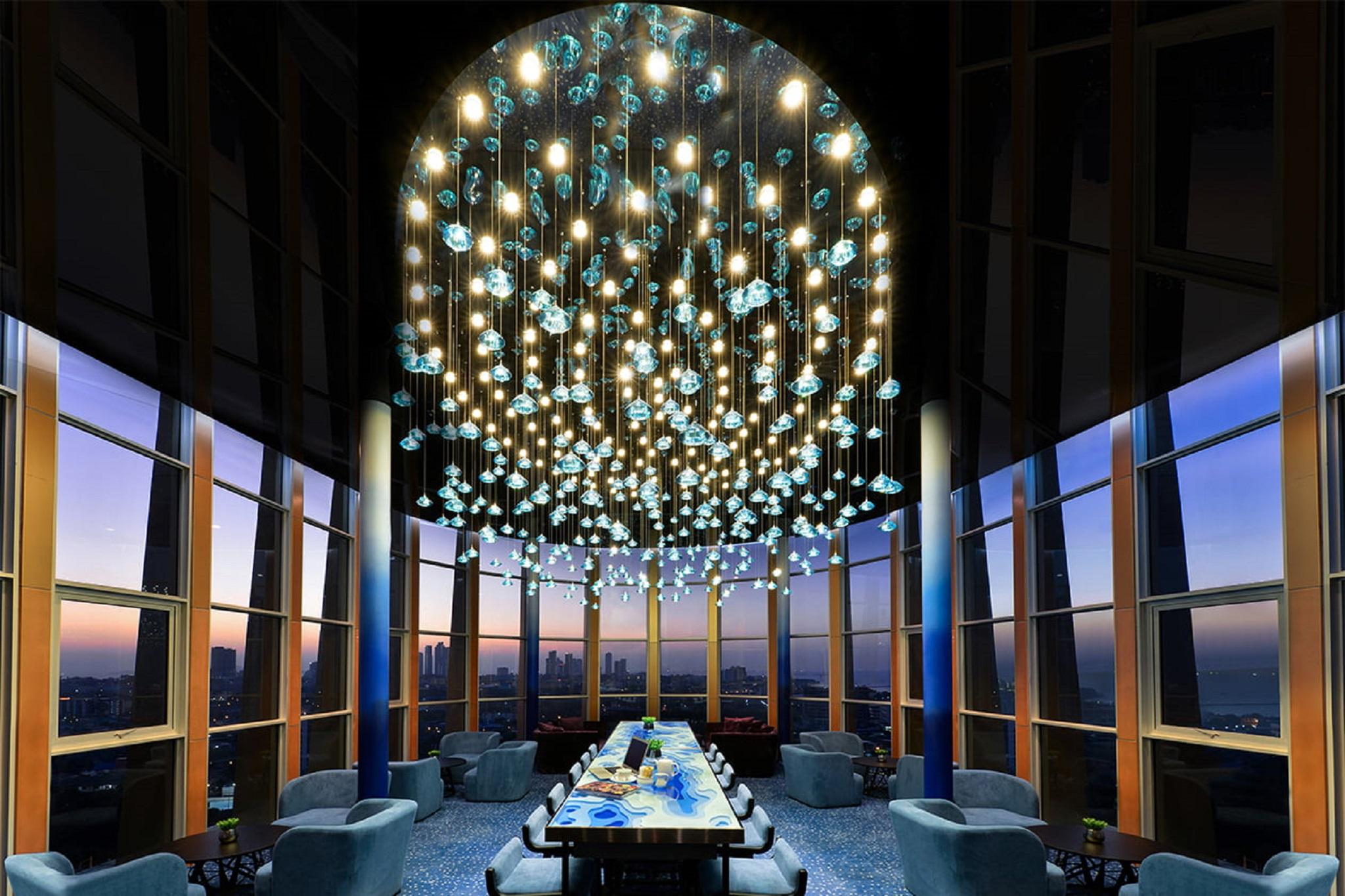 センター ポイント プライム ホテル パタヤ【SHA Extra+認定】 パッタヤー エクステリア 写真 The 360° Sky Lounge