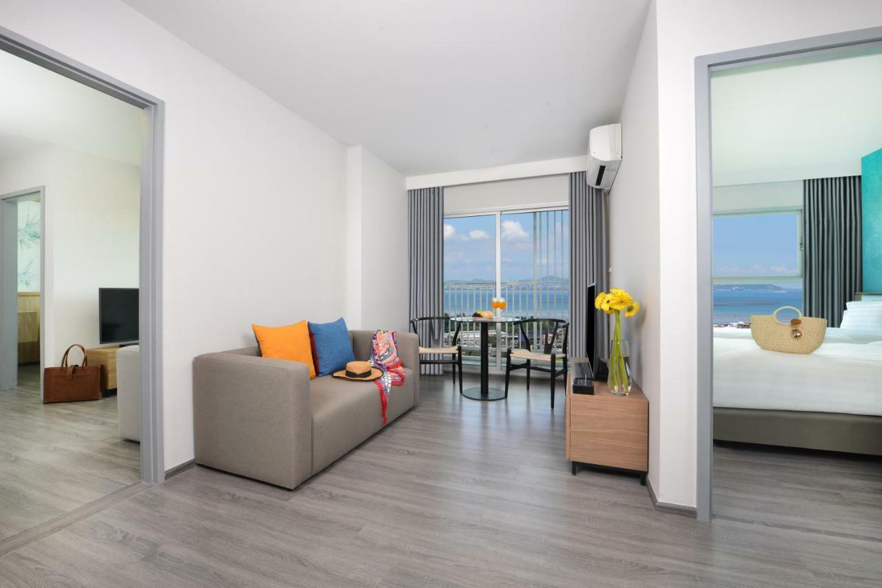 センター ポイント プライム ホテル パタヤ【SHA Extra+認定】 パッタヤー エクステリア 写真 A typical two-bedroom apartment at the hotel